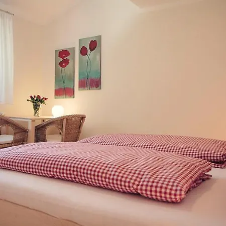 Uferperle - Gastehaus Am Bodensee * Uhldingen-Muehlhofen